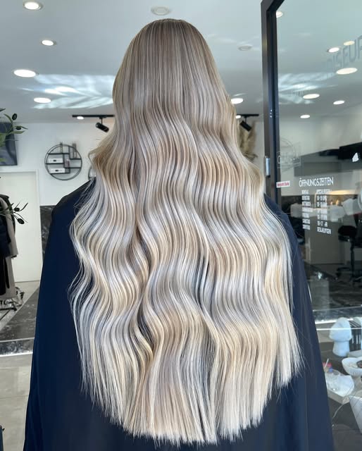 Blonde Waves – Kundenarbeit aus Christinas Instagram-Profil